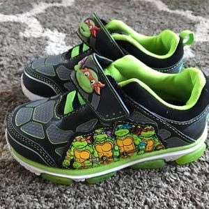 Teenage Mutant Ninja Turtles TMNT light Up Shoes